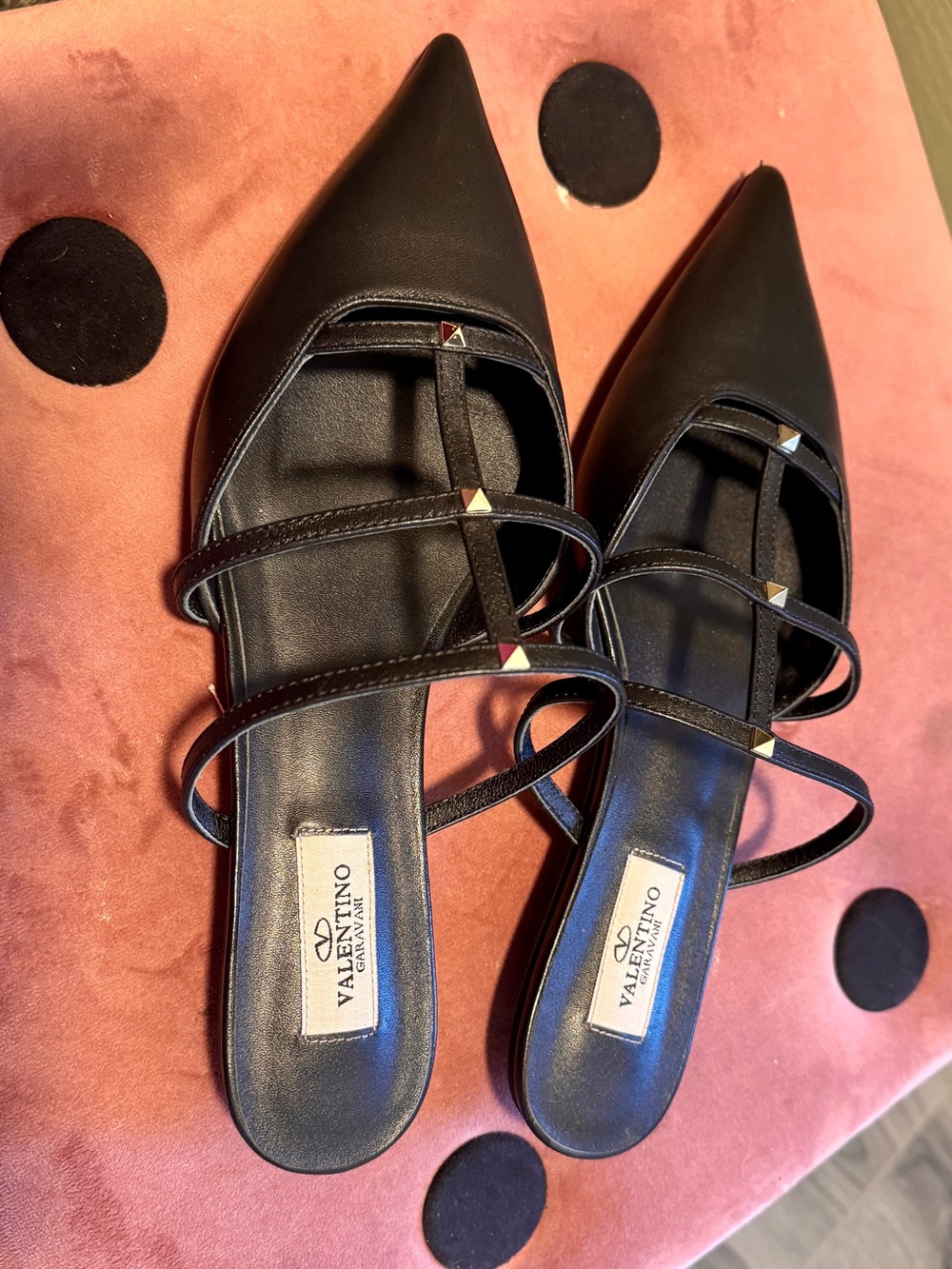 Valentino Garavani Rockstud Wispy Mules crafted in black leather unpeeled bottom